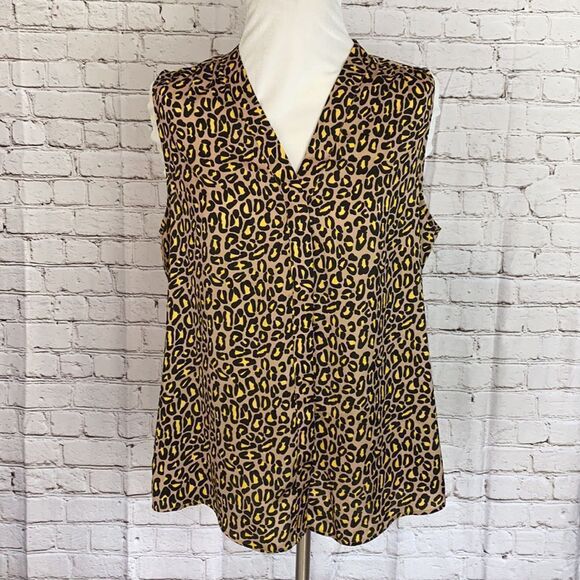 Banana Republic Top - Picture 1 of 10